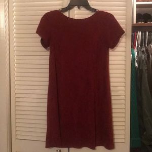 Red short sleeve dress